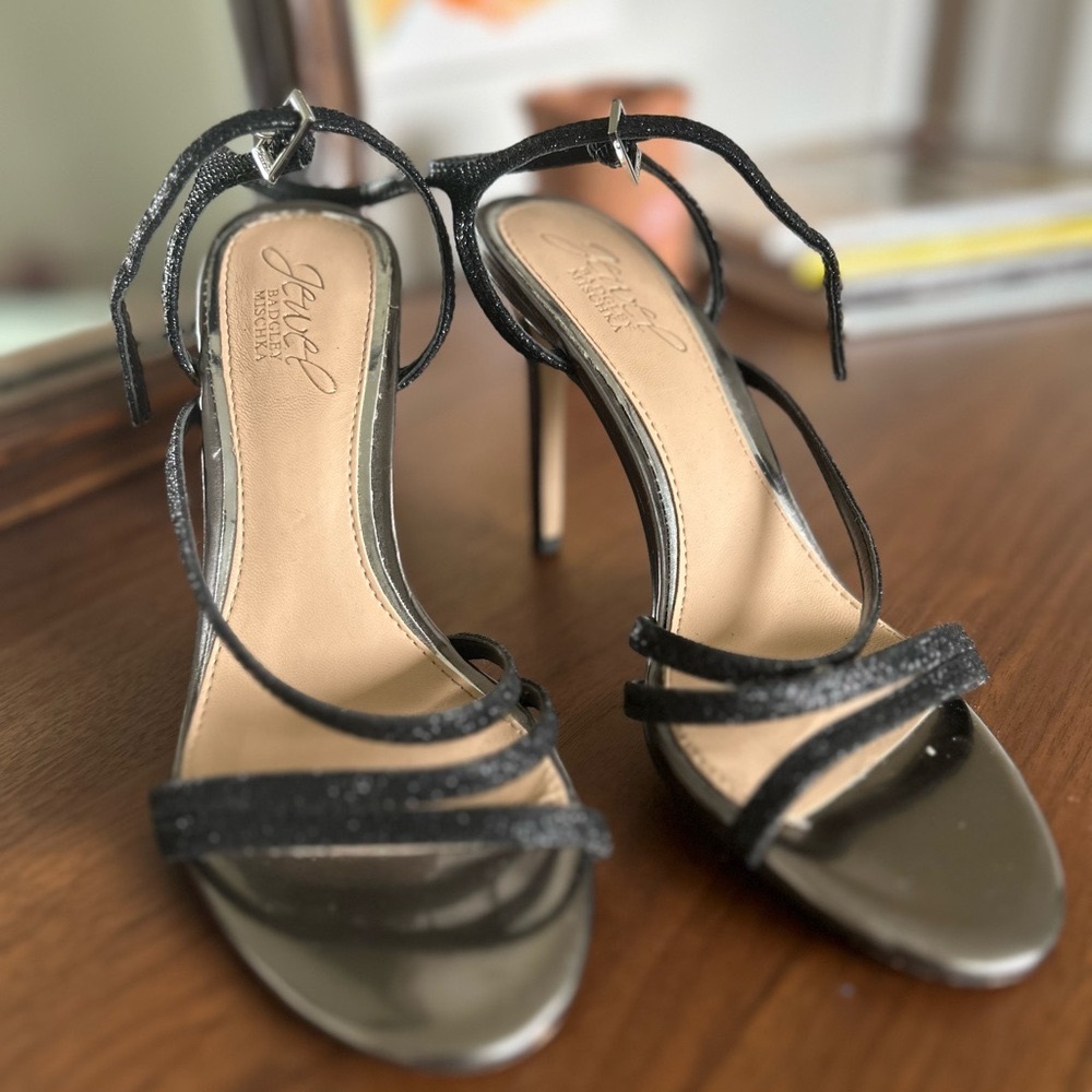 Jewel Badgley Mischka Heels